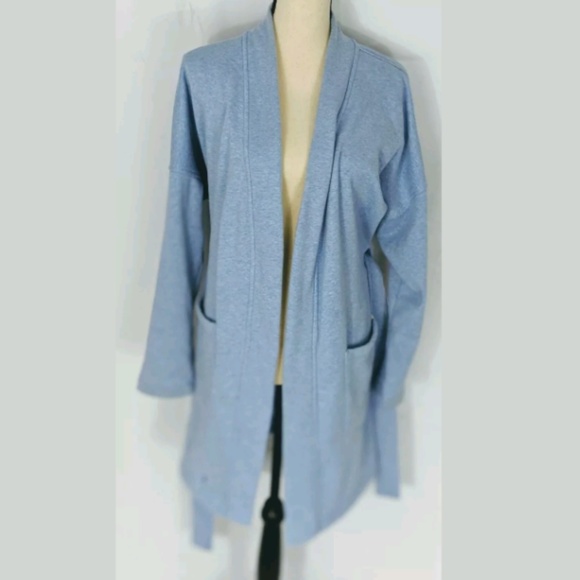 Ugg Woman's Robe, Lt Blue, Small Super Plush. - Picture 4 of 7